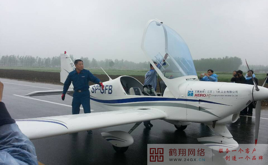 �}��������w�C(j��)